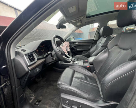 Серый Ауди Ку 5, объемом двигателя 2 л и пробегом 228 тыс. км за 15000 $, фото 13 на Automoto.ua