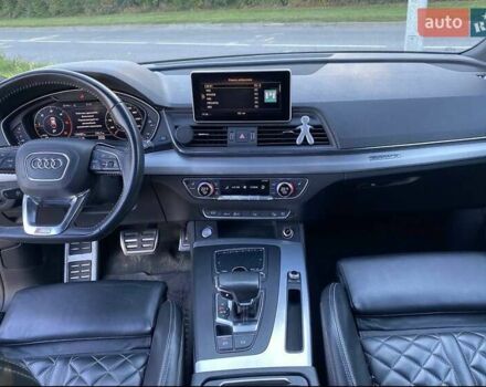 Серый Ауди Ку 5, объемом двигателя 1.97 л и пробегом 280 тыс. км за 28900 $, фото 10 на Automoto.ua