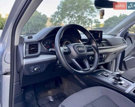 Серый Ауди Ку 5, объемом двигателя 1.97 л и пробегом 154 тыс. км за 23800 $, фото 45 на Automoto.ua