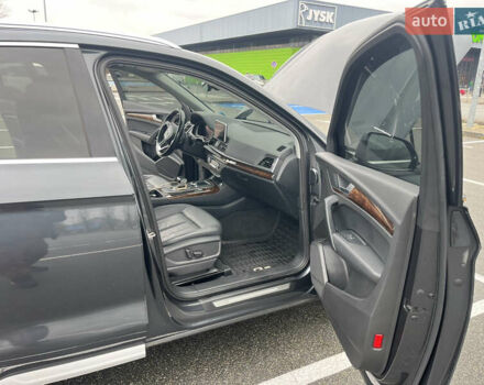 Сірий Ауді Ку 5, об'ємом двигуна 1.98 л та пробігом 121 тис. км за 24200 $, фото 12 на Automoto.ua