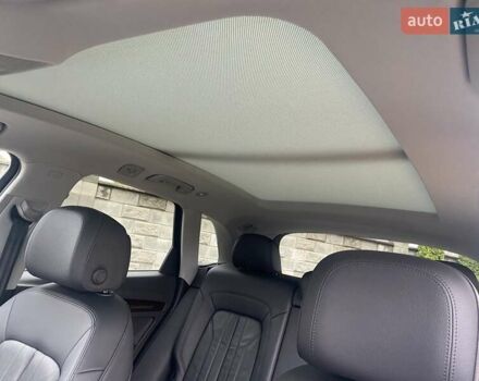 Серый Ауди Ку 5, объемом двигателя 1.98 л и пробегом 229 тыс. км за 20499 $, фото 19 на Automoto.ua