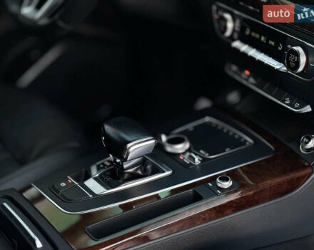 Серый Ауди Ку 5, объемом двигателя 1.98 л и пробегом 169 тыс. км за 25300 $, фото 51 на Automoto.ua