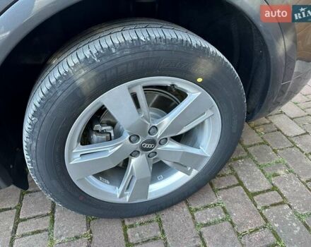 Серый Ауди Ку 5, объемом двигателя 1.98 л и пробегом 90 тыс. км за 25550 $, фото 19 на Automoto.ua