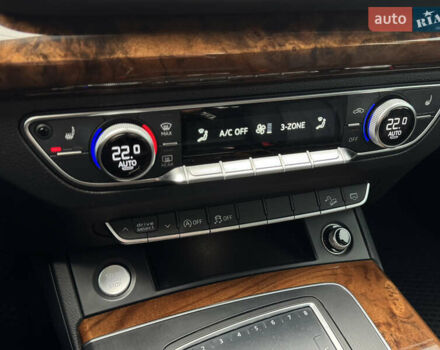 Серый Ауди Ку 5, объемом двигателя 1.98 л и пробегом 147 тыс. км за 23999 $, фото 8 на Automoto.ua