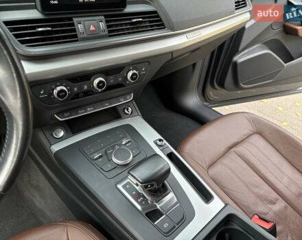 Ауди Ку 5 2017 в Киеве на Automoto.ua Серый Ауди Ку 5, объемом двигателя 1.97 л и пробегом 190 тыс. км за 26500 $, фото 37 на Automoto.ua