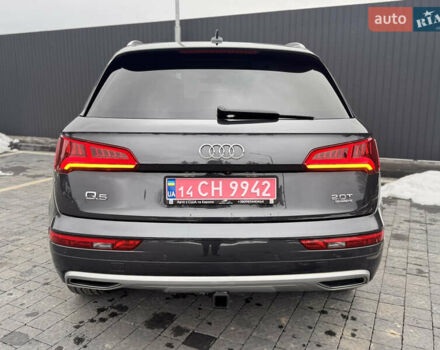 Серый Ауди Ку 5, объемом двигателя 2 л и пробегом 169 тыс. км за 25300 $, фото 30 на Automoto.ua