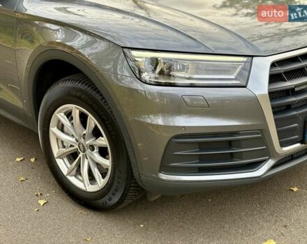 Ауди Ку 5 2017 в Киеве на Automoto.ua Серый Ауди Ку 5, объемом двигателя 1.97 л и пробегом 190 тыс. км за 26500 $, фото 12 на Automoto.ua