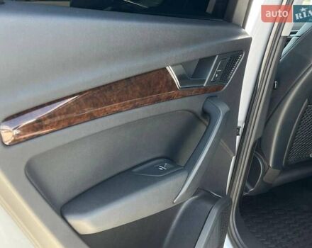 Серый Ауди Ку 5, объемом двигателя 2 л и пробегом 198 тыс. км за 23540 $, фото 15 на Automoto.ua