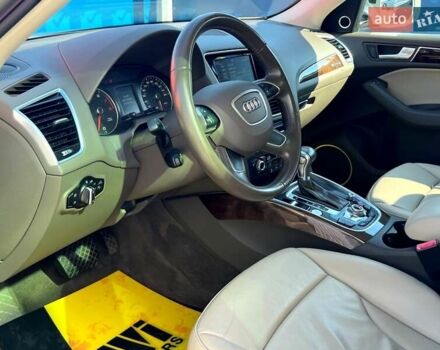 Сірий Ауді Ку 5, об'ємом двигуна 1.98 л та пробігом 106 тис. км за 16750 $, фото 24 на Automoto.ua