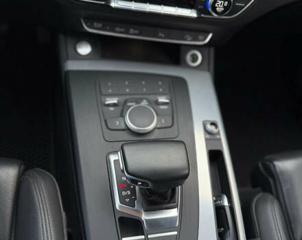 Серый Ауди Ку 5, объемом двигателя 2 л и пробегом 219 тыс. км за 28500 $, фото 6 на Automoto.ua