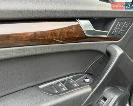 Сірий Ауді Ку 5, об'ємом двигуна 2 л та пробігом 123 тис. км за 26500 $, фото 30 на Automoto.ua