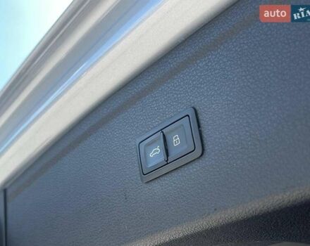 Серый Ауди Ку 5, объемом двигателя 2 л и пробегом 198 тыс. км за 23540 $, фото 41 на Automoto.ua