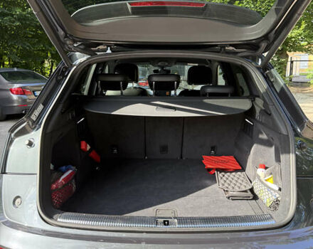 Серый Ауди Ку 5, объемом двигателя 1.97 л и пробегом 108 тыс. км за 36200 $, фото 9 на Automoto.ua