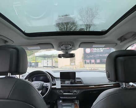 Серый Ауди Ку 5, объемом двигателя 1.98 л и пробегом 203 тыс. км за 25000 $, фото 19 на Automoto.ua