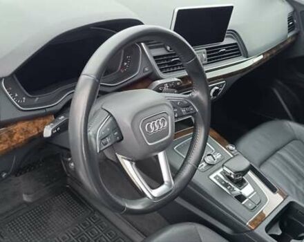 Серый Ауди Ку 5, объемом двигателя 1.98 л и пробегом 108 тыс. км за 24200 $, фото 17 на Automoto.ua