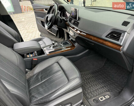 Сірий Ауді Ку 5, об'ємом двигуна 2 л та пробігом 123 тис. км за 26500 $, фото 18 на Automoto.ua