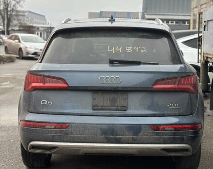 Сірий Ауді Ку 5, об'ємом двигуна 1.98 л та пробігом 79 тис. км за 18000 $, фото 4 на Automoto.ua