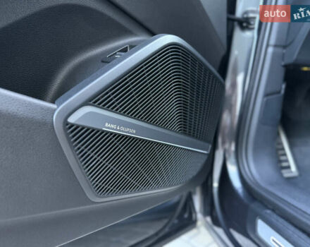 Ауди Ку 5 2017 в Тернополе на Automoto.ua Серый Ауди Ку 5, объемом двигателя 1.98 л и пробегом 110 тыс. км за 30700 $, фото 13 на Automoto.ua