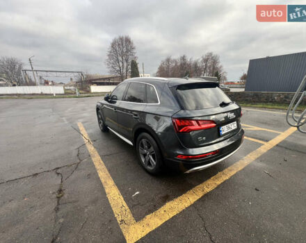 Серый Ауди Ку 5, объемом двигателя 1.98 л и пробегом 148 тыс. км за 25000 $, фото 3 на Automoto.ua