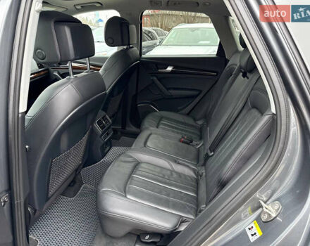 Сірий Ауді Ку 5, об'ємом двигуна 1.98 л та пробігом 165 тис. км за 23999 $, фото 27 на Automoto.ua