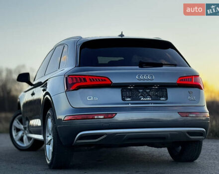 Серый Ауди Ку 5, объемом двигателя 1.98 л и пробегом 169 тыс. км за 25300 $, фото 2 на Automoto.ua