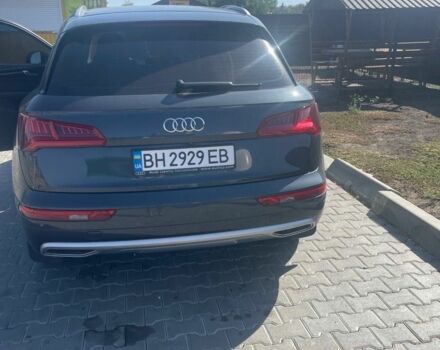 Ауди Ку 5 2017 в Одессе на Automoto.ua Серый Ауди Ку 5, объемом двигателя 2 л и пробегом 270 тыс. км за 26500 $, фото 1 на Automoto.ua