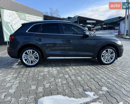 Сірий Ауді Ку 5, об'ємом двигуна 2 л та пробігом 123 тис. км за 26500 $, фото 8 на Automoto.ua