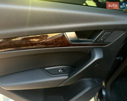 Сірий Ауді Ку 5, об'ємом двигуна 2 л та пробігом 160 тис. км за 21900 $, фото 30 на Automoto.ua