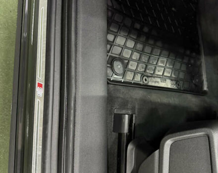 Серый Ауди Ку 5, объемом двигателя 1.97 л и пробегом 131 тыс. км за 35000 $, фото 26 на Automoto.ua