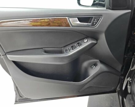 Сірий Ауді Ку 5, об'ємом двигуна 2 л та пробігом 155 тис. км за 18000 $, фото 8 на Automoto.ua