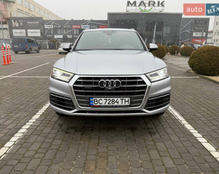 Серый Ауди Ку 5, объемом двигателя 1.98 л и пробегом 135 тыс. км за 25500 $, фото 1 на Automoto.ua