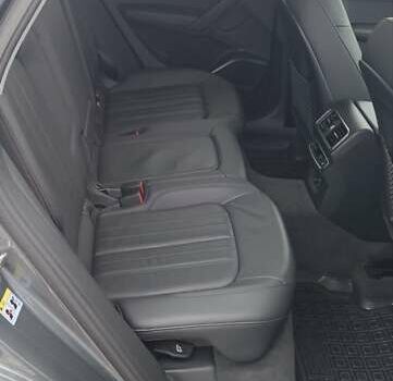 Серый Ауди Ку 5, объемом двигателя 1.98 л и пробегом 108 тыс. км за 24200 $, фото 22 на Automoto.ua