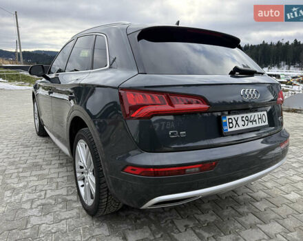 Сірий Ауді Ку 5, об'ємом двигуна 2 л та пробігом 123 тис. км за 26500 $, фото 62 на Automoto.ua