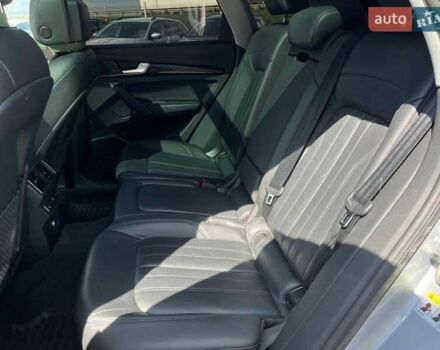 Серый Ауди Ку 5, объемом двигателя 2 л и пробегом 198 тыс. км за 23540 $, фото 16 на Automoto.ua