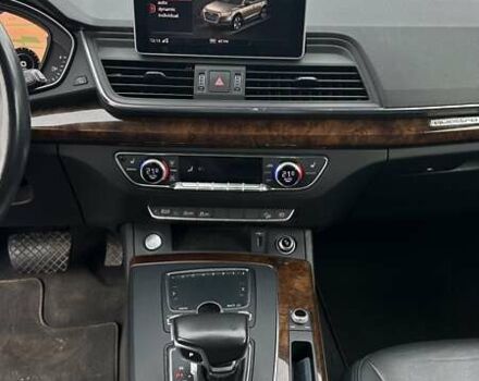 Серый Ауди Ку 5, объемом двигателя 1.98 л и пробегом 190 тыс. км за 19800 $, фото 10 на Automoto.ua