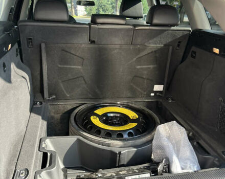 Серый Ауди Ку 5, объемом двигателя 1.98 л и пробегом 221 тыс. км за 17200 $, фото 12 на Automoto.ua