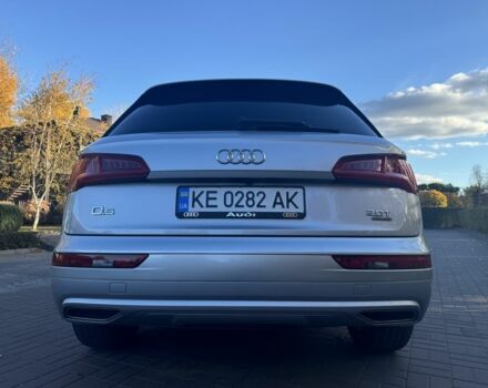 Сірий Ауді Ку 5, об'ємом двигуна 2 л та пробігом 143 тис. км за 23500 $, фото 4 на Automoto.ua