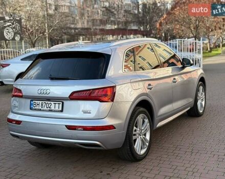 Серый Ауди Ку 5, объемом двигателя 1.98 л и пробегом 122 тыс. км за 23500 $, фото 5 на Automoto.ua