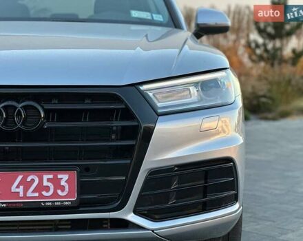 Серый Ауди Ку 5, объемом двигателя 1.98 л и пробегом 140 тыс. км за 21500 $, фото 2 на Automoto.ua