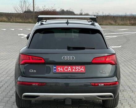 Серый Ауди Ку 5, объемом двигателя 2 л и пробегом 223 тыс. км за 21000 $, фото 3 на Automoto.ua