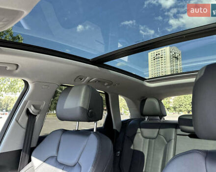 Сірий Ауді Ку 5, об'ємом двигуна 1.98 л та пробігом 121 тис. км за 24200 $, фото 12 на Automoto.ua