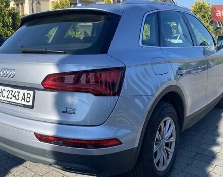Сірий Ауді Ку 5, об'ємом двигуна 2 л та пробігом 156 тис. км за 31750 $, фото 3 на Automoto.ua
