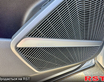 Сірий Ауді Ку 5, об'ємом двигуна 2 л та пробігом 168 тис. км за 26900 $, фото 5 на Automoto.ua