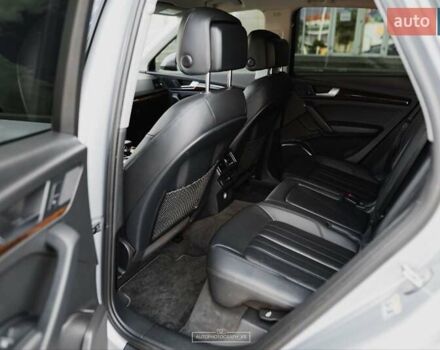 Серый Ауди Ку 5, объемом двигателя 2 л и пробегом 199 тыс. км за 29999 $, фото 40 на Automoto.ua