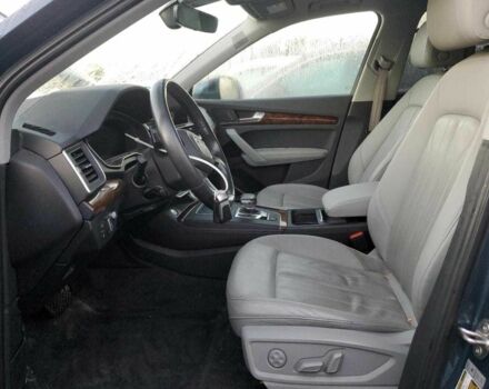 Серый Ауди Ку 5, объемом двигателя 2 л и пробегом 68 тыс. км за 8000 $, фото 6 на Automoto.ua