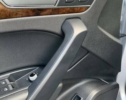 Серый Ауди Ку 5, объемом двигателя 1.98 л и пробегом 97 тыс. км за 27100 $, фото 7 на Automoto.ua