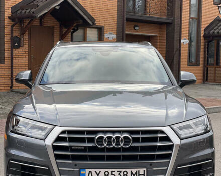 Серый Ауди Ку 5, объемом двигателя 2 л и пробегом 113 тыс. км за 25500 $, фото 2 на Automoto.ua