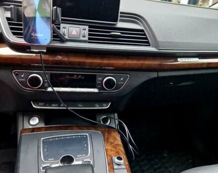 Серый Ауди Ку 5, объемом двигателя 2 л и пробегом 123 тыс. км за 26300 $, фото 12 на Automoto.ua