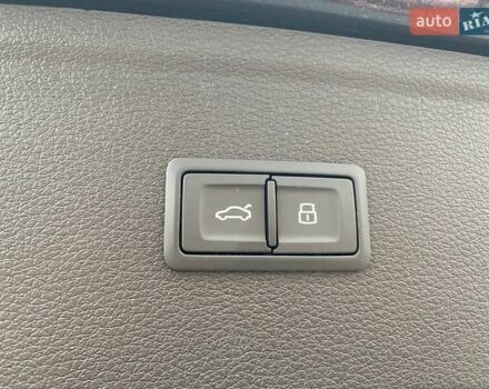 Сірий Ауді Ку 5, об'ємом двигуна 1.98 л та пробігом 150 тис. км за 23999 $, фото 17 на Automoto.ua