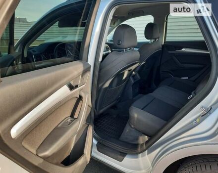 Серый Ауди Ку 5, объемом двигателя 2 л и пробегом 140 тыс. км за 30800 $, фото 18 на Automoto.ua